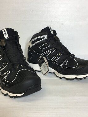 Salomon Womens Waterproof Hiking Boots - Size 7.5 - Z5D1R7